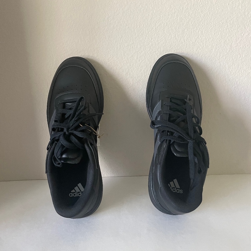 Adidas  Sneaker Men Size 10